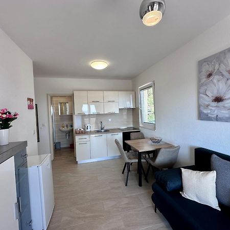 Apartmani Josipa Baška Voda Exterior foto